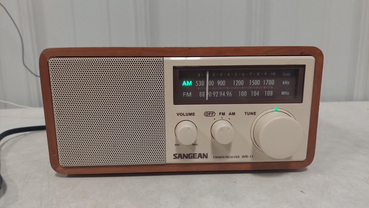 SANGEAN 2 Bands Receiver WR-11