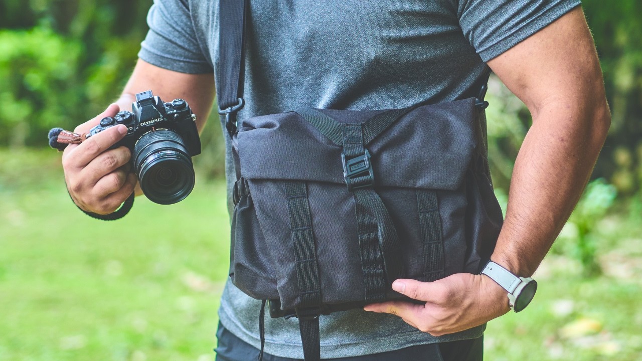 The Best Camera Bag for Street Photographers? WOTANCRAFT PILOT 7L