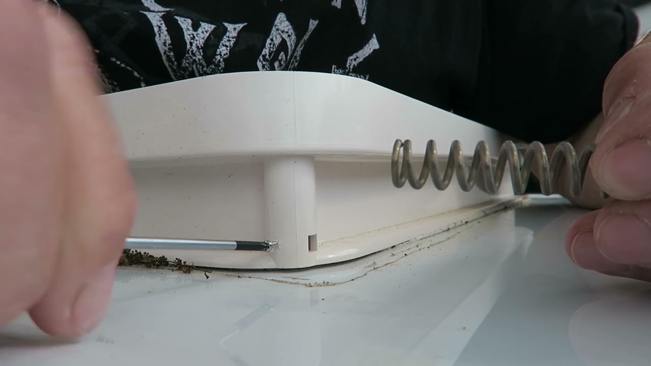 Knaus Box Star 540 - Dachfenster Dichtung Midi-Heki einbauen, Windger&auml;usche reduzieren - Kastenwagen