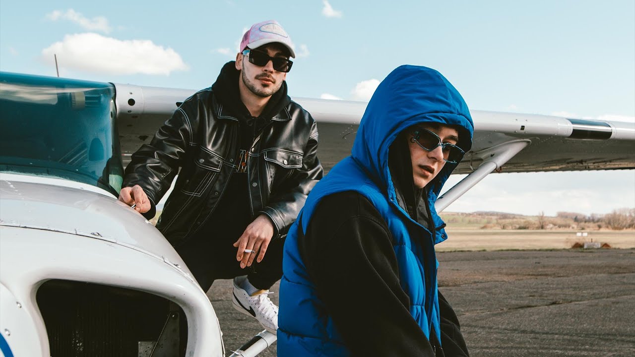 AMK & TRUE GABE - 300 METRŮ (Official Music Video)