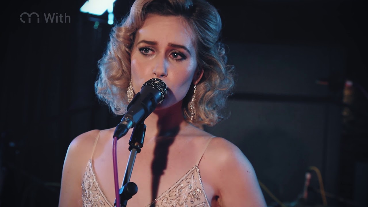 Bella And The Bourbon Boys (feat. alternative Bella) - 'Crazy In Love' / Beyoncé (Jazz Cover) Live