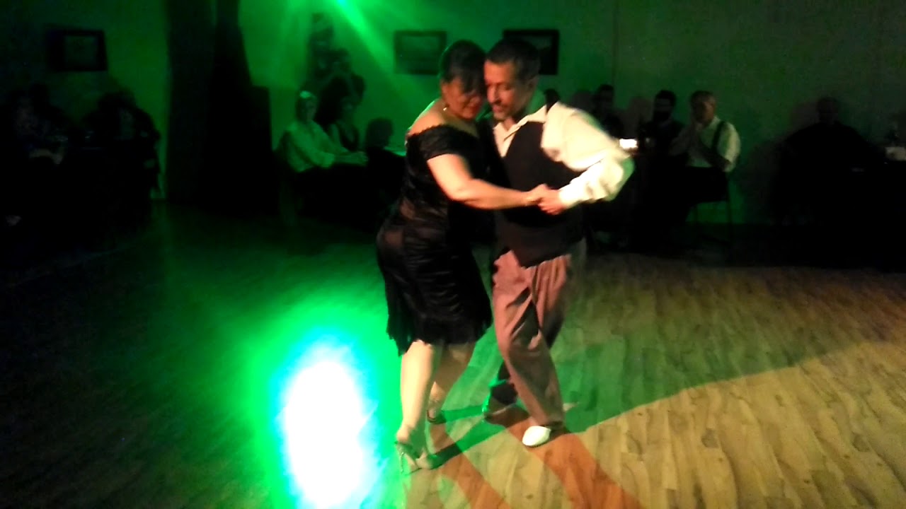 Gustavo Negrotto Laura Collavini,  mano a mano canyengue