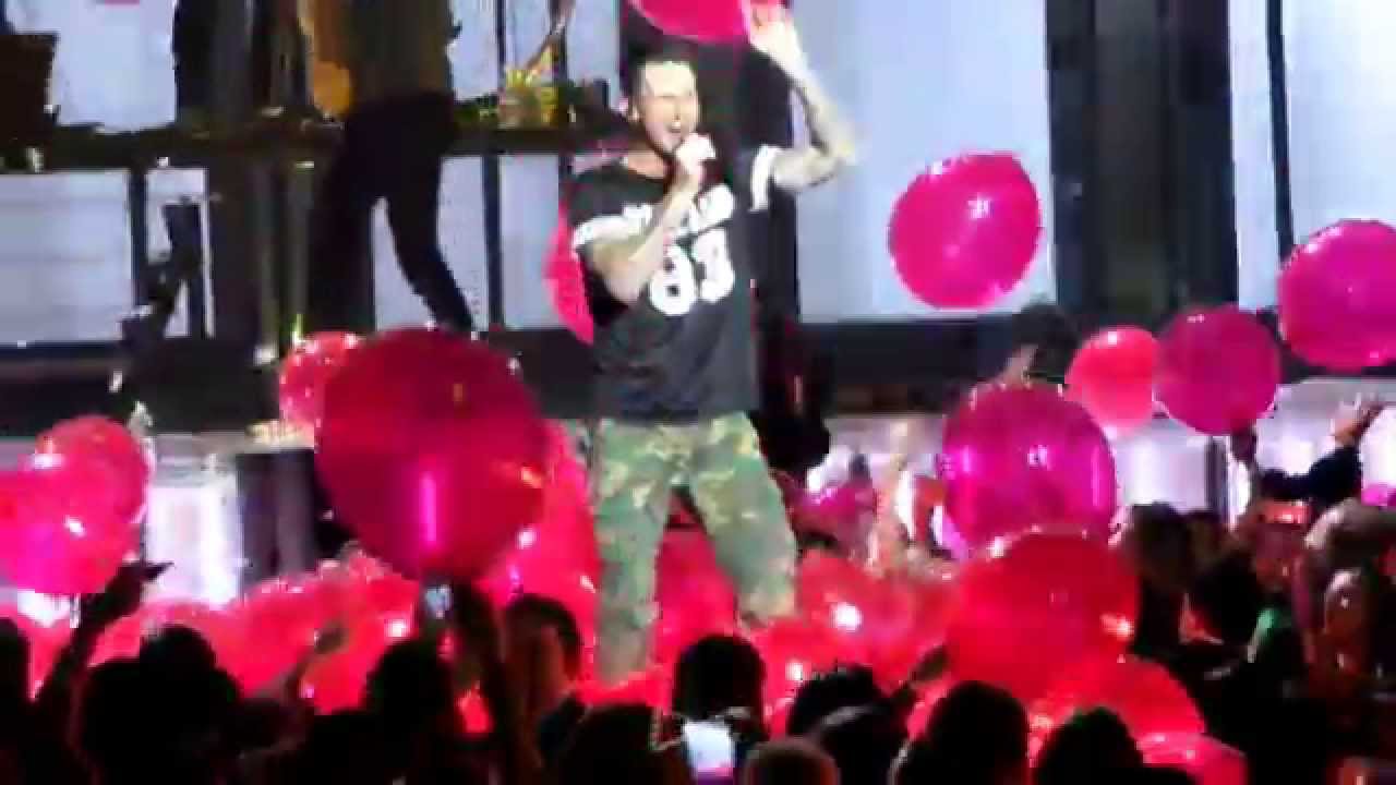 Maroon 5 V Tour - Sugar Live @ Madison Square Garden