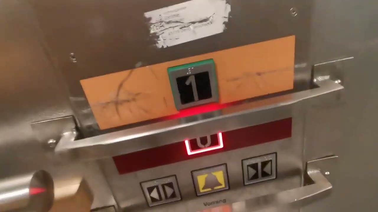 (Vorfälle im Aufzug🤬) Kleine Aufzugstour bei Kaufland in Oer-Erkenschwick.
