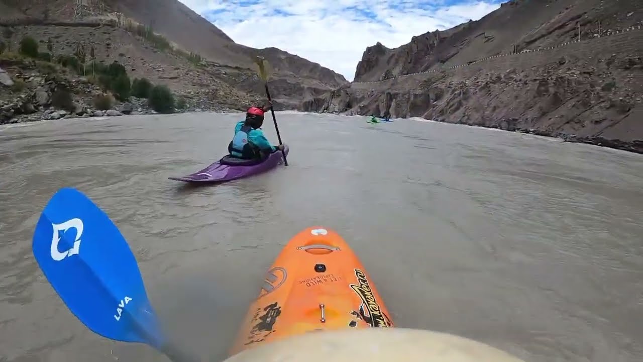 Lower Indus mein aapka Swagat hai! Aaiye 2026 mein, Team WNW ke saath paddling ka maza lijiye.🤪