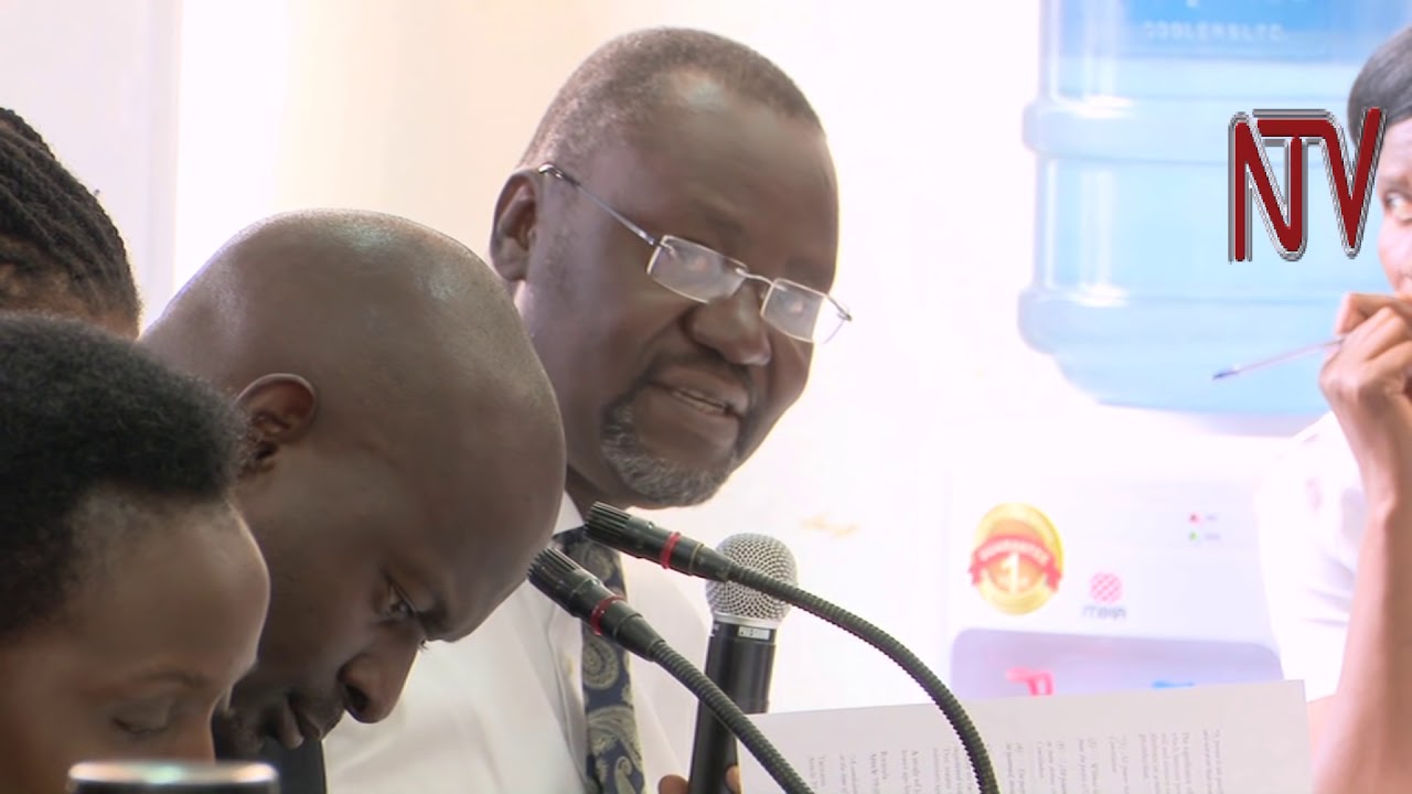 Electoral commission won't take position on age limit bill
