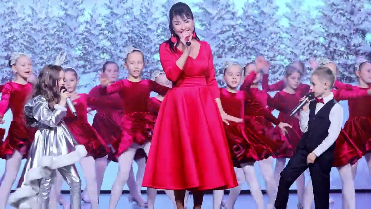 Алла Попова - «Новий рік»