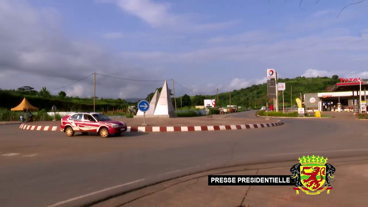 Denis #Sassou N'Guesso lance les travaux de la Route #Dolisie-#Gabon