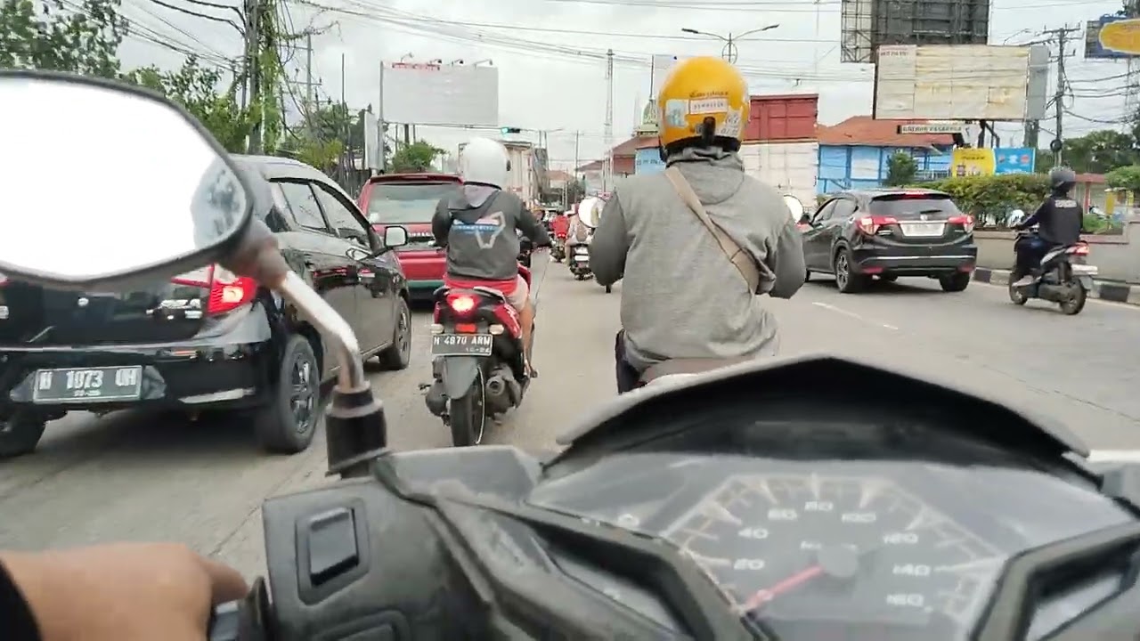 Perjalanan pulang || ramai lancar sesekali nyalip-nyalip bukan buru-buru tapi cepet tetap safety 