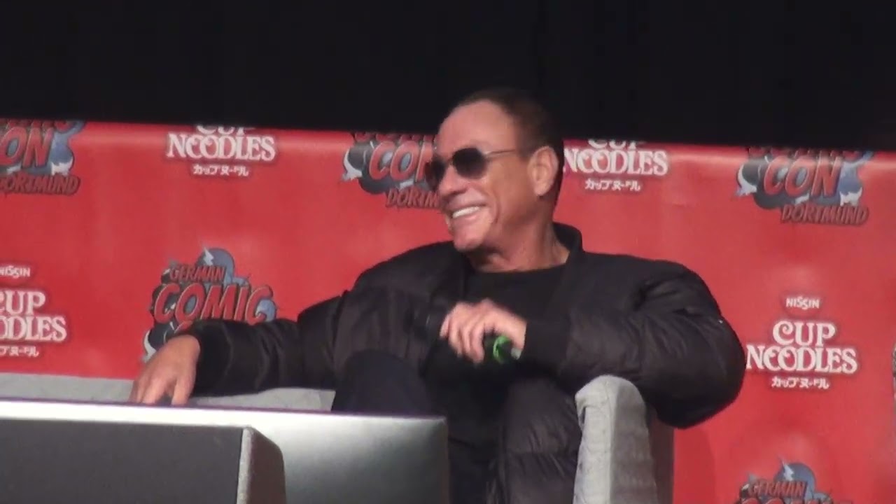 Jean-Claude Van Damme in Dortmund - Panel Talk German Comic Con - Muscles from Brussels Q&A Fan Meet