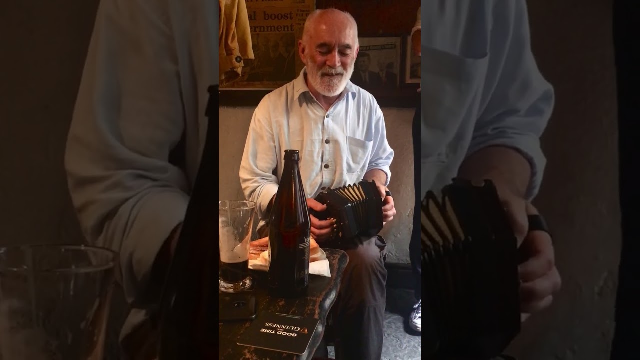 “Henry My Son” in a Pub in Dublin, Sung by Tony Fitzpatrick