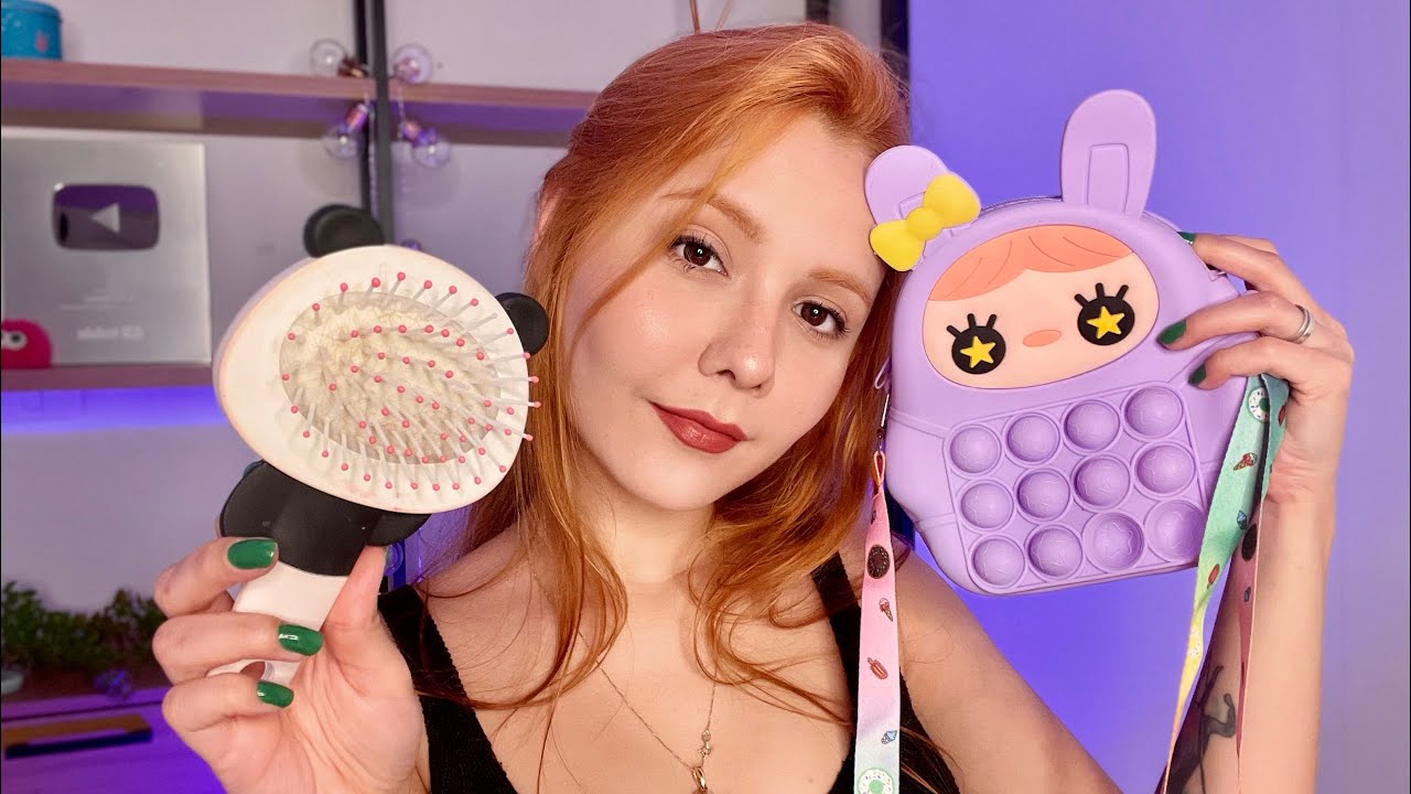 ASMR- MÃE TE PREPARANDO PARA A ESCOLA E ARRUMANDO SUA MOCHILINHA