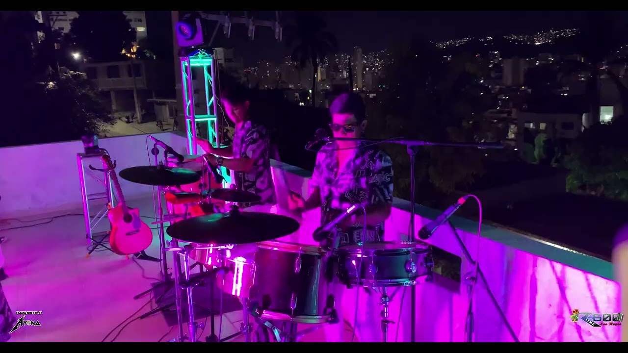 MORIRE CONTENTO - RITMO 600 EN VIVO