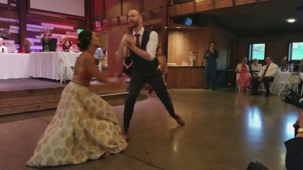 Groveekar Wedding - Saree Ke Fall Sa Wedding Dance