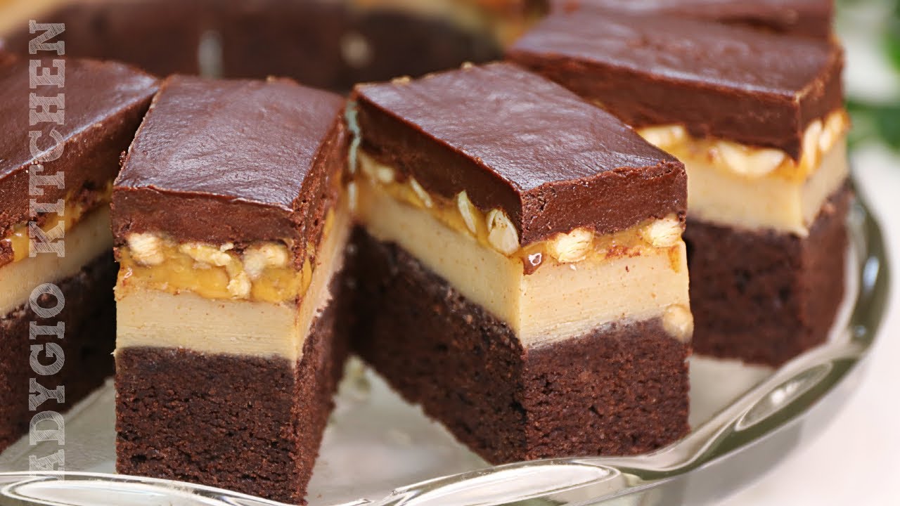 Prajitura Snickers reteta perfecta cu alune si caramel | Adygio Kitchen