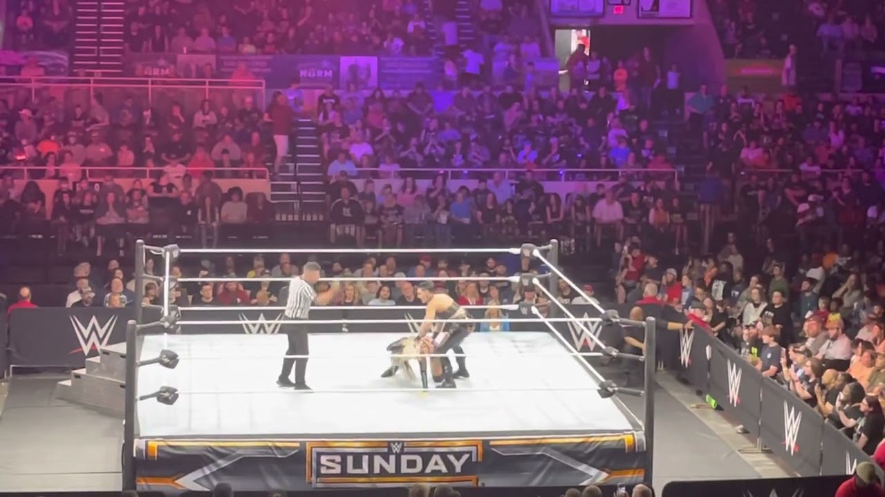 Liv Morgan vs Rhea Ripley! Roanoke Virginia! Sunday Stunner!