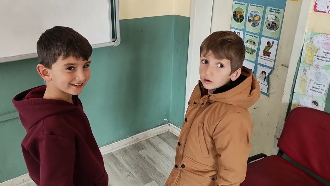 Dilimizin Zenginlikleri Projesi kapsamında Üçtepe İlkokulu 2-A Sınıfından Deli Dumrul doğaçlaması