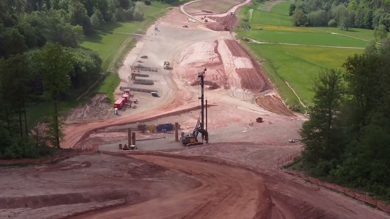 Moin..Moin hier ein neues Video von der neuen A44 im Bereich vom Alberberg Tunnel(weißer Riese)
