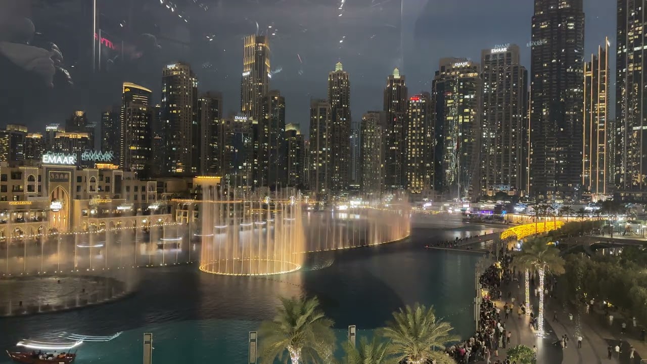 Dubai fountain 