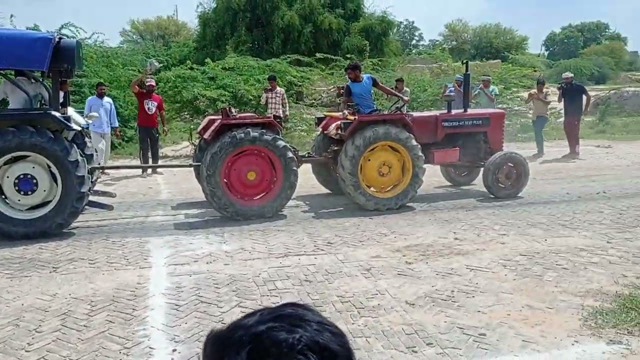 farm 60 v mahindra jughd h tochn ka mukabla h dekhna konsa me jada jor h kment me btaana