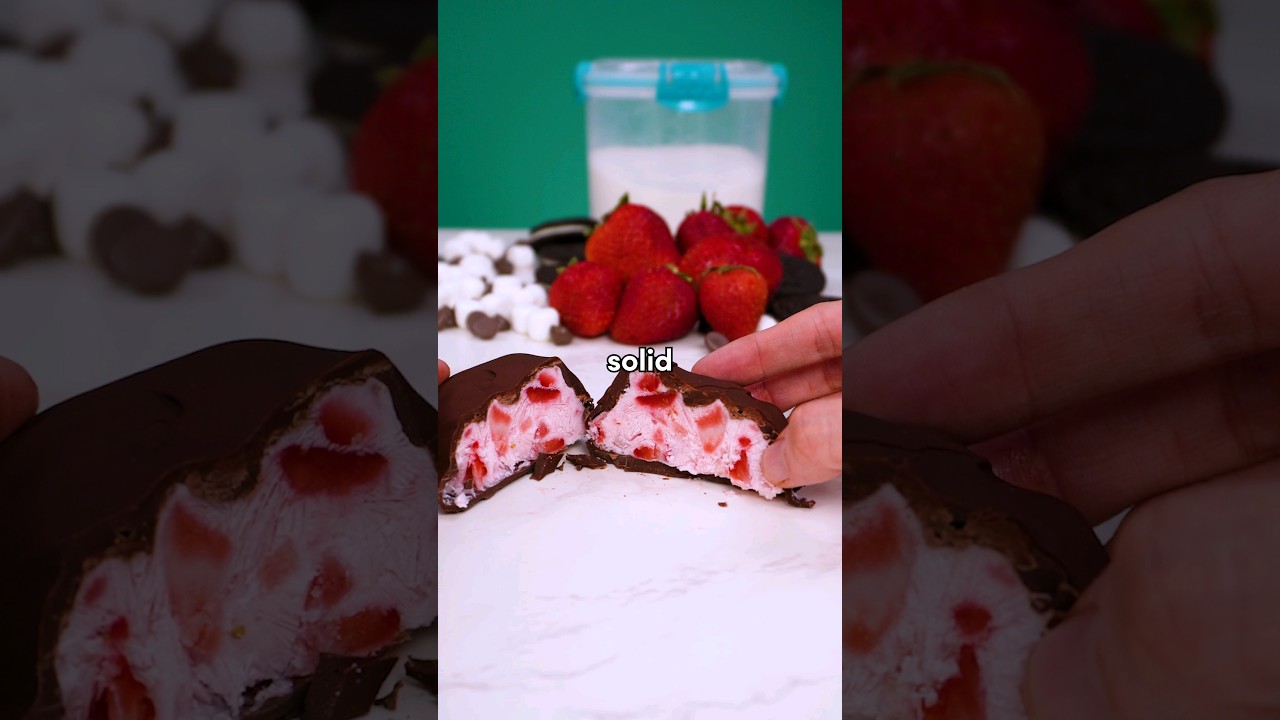 You HAVE to try these chocolate covered fruit yogurt bites! #summervibes