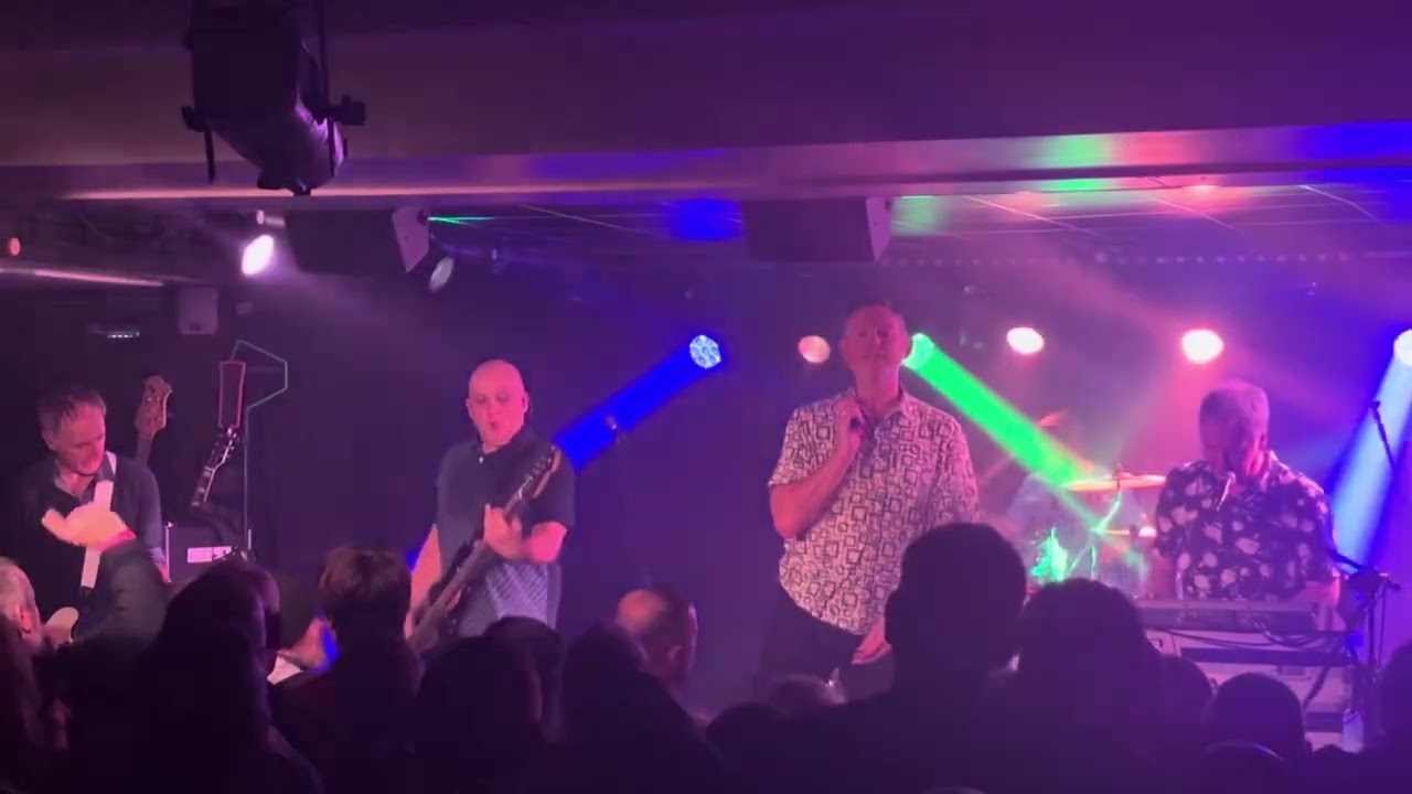 'A Wolf At The Door' - Inspiral Carpets - 29/11/25 @ The Lemon Tree, Aberdeen 