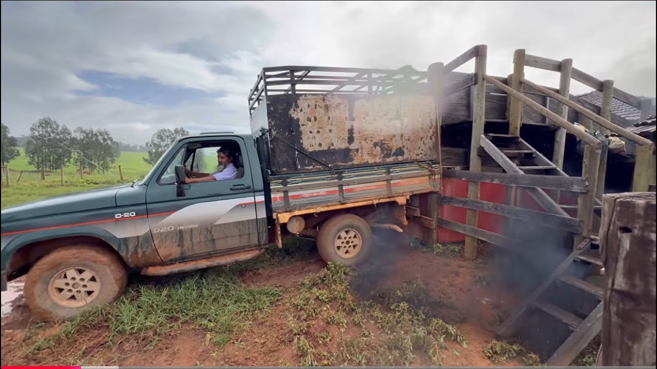 Atoleiro no embarcador! Parecendo a. Trans amazônica! 
