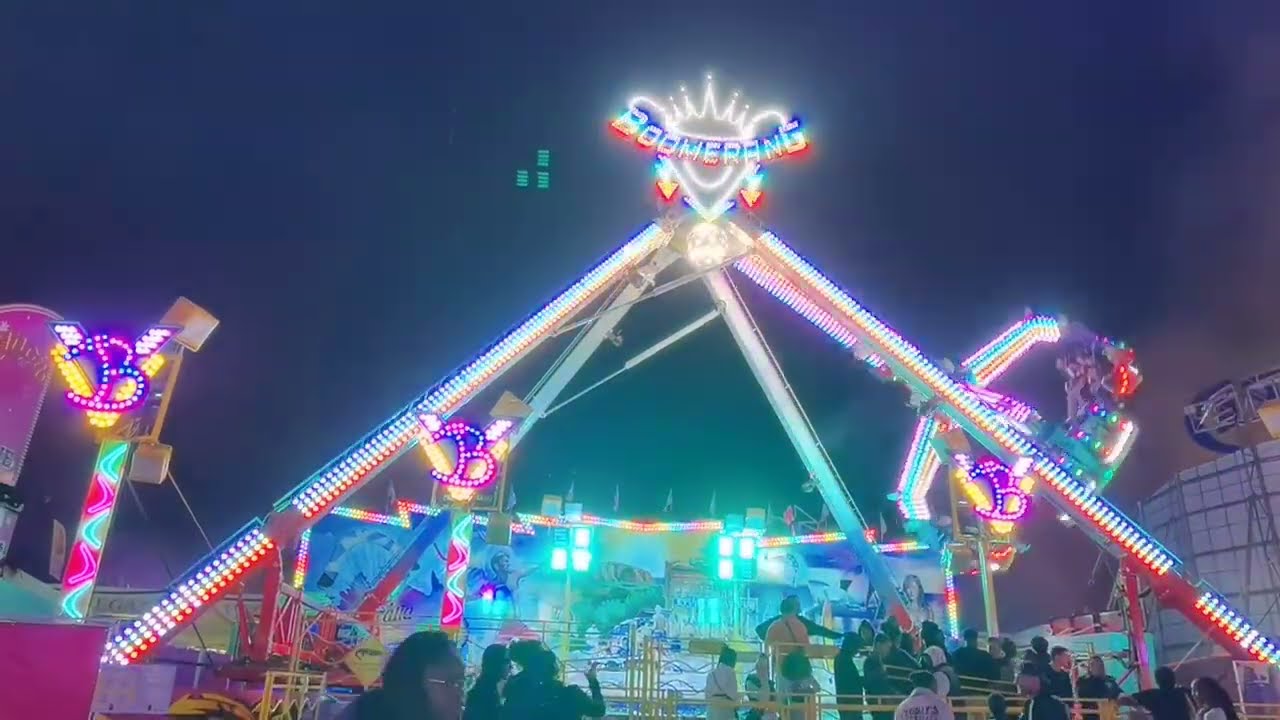 Manège Boomerang - Fête Foraine le Havre 2024 (Foire Saint Michel)