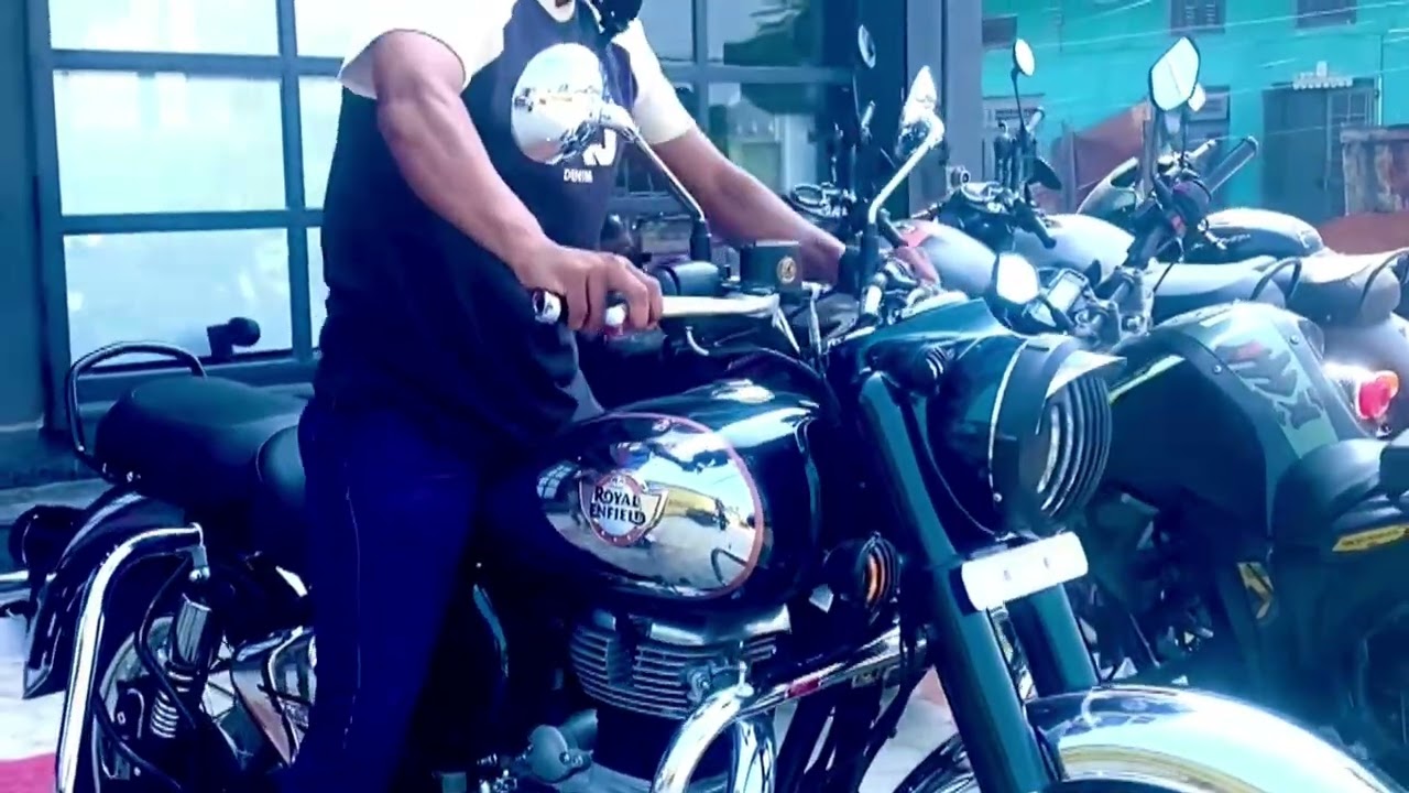 #Delivery my new dream bike 🚲#royalenfield #classic350#reborn#emerald Green 💚