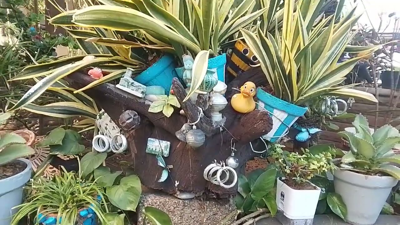 #Stone 🪨 aur artificial chizen #see garden dissing #viralvideo 🌻🌹