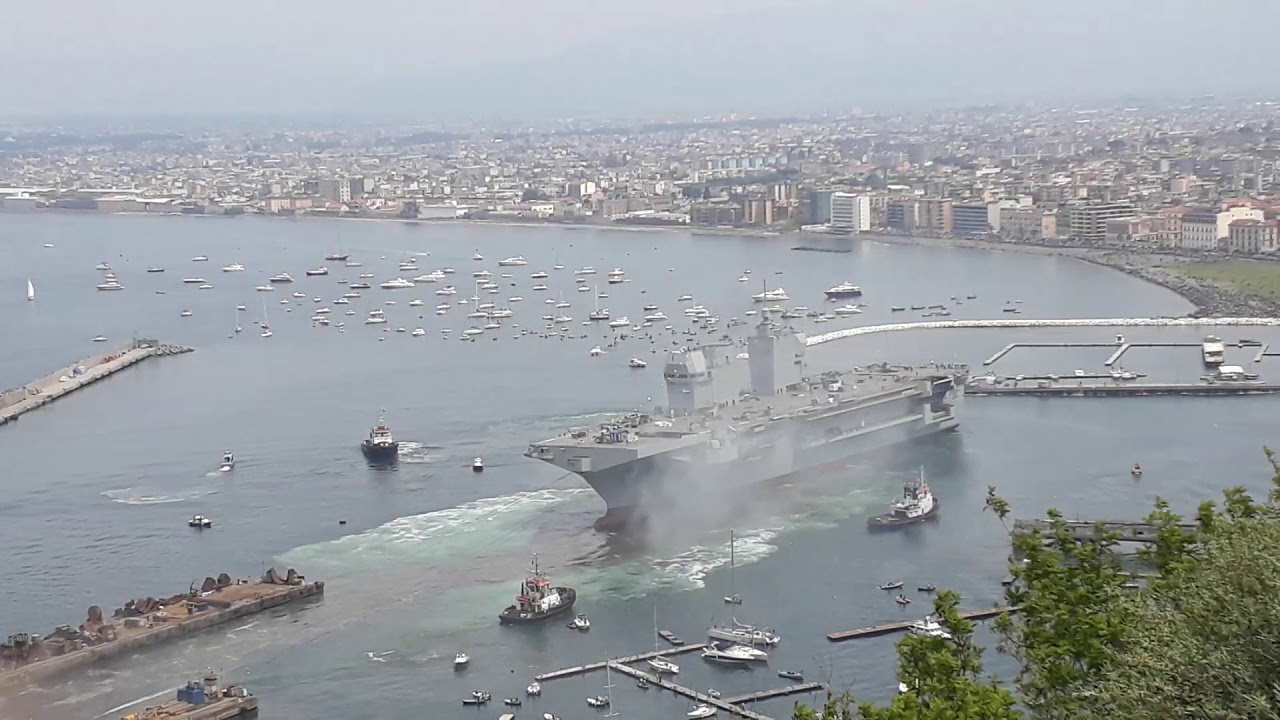 Varo nave militare Trieste dal Porto Fincantieri di Castellammare di Stabia