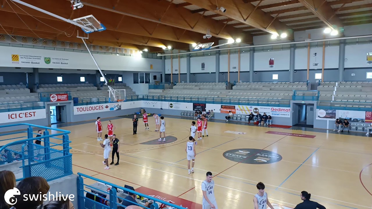 Live
 VS