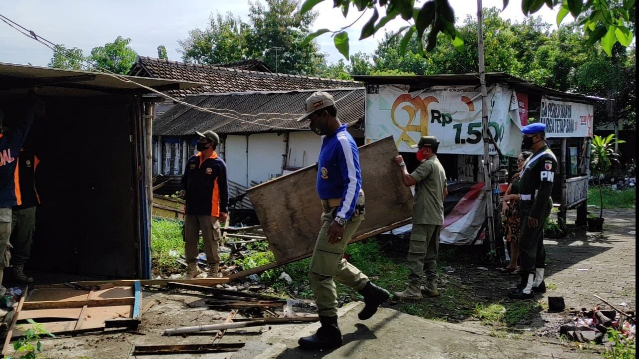 Resahkan Masyarakat, Satpol PP Magetan Bongkar Markas Anak Punk