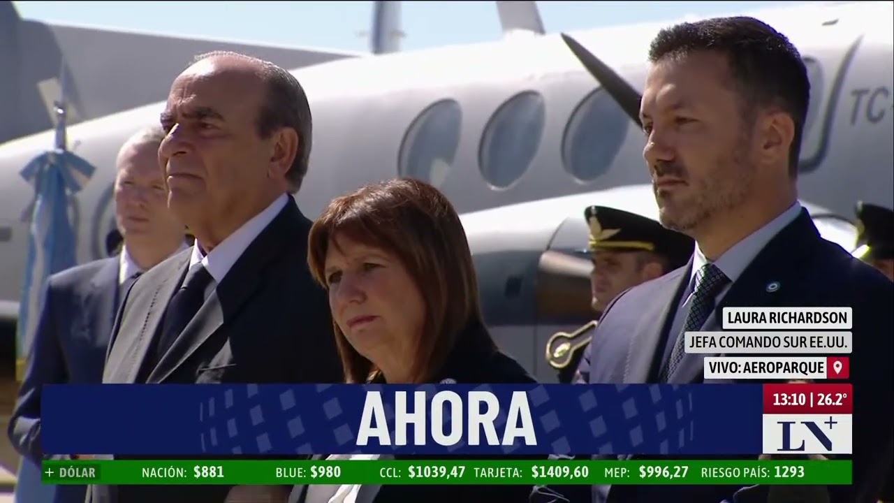 Entrega del avión Hércules donado por EE.UU: Milei participó del acto junto a Laura Richardson