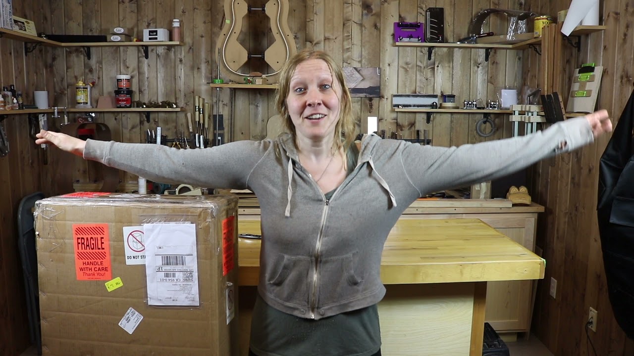 Unboxing a Caseadillo Case Cover with luthier Maegen Wells