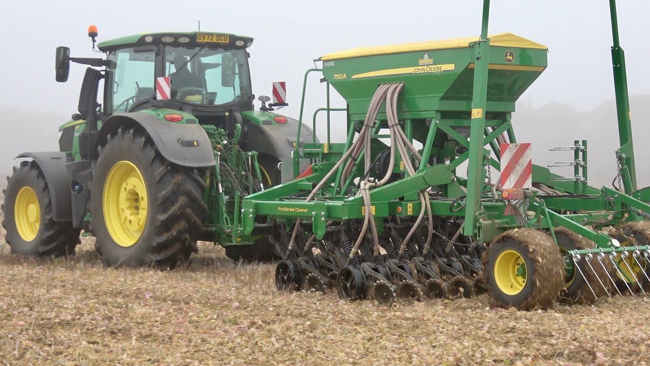 A zero till John Deere drill arrives plus slugs look to be a big issue this Autumn