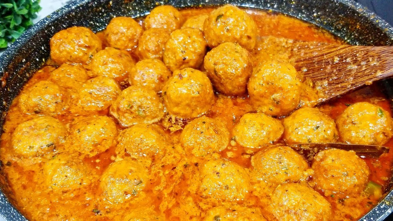 Beef kofta curry |crowd pleaser kofta curry| no fail kofta curry| Restaurant style kofta curry.