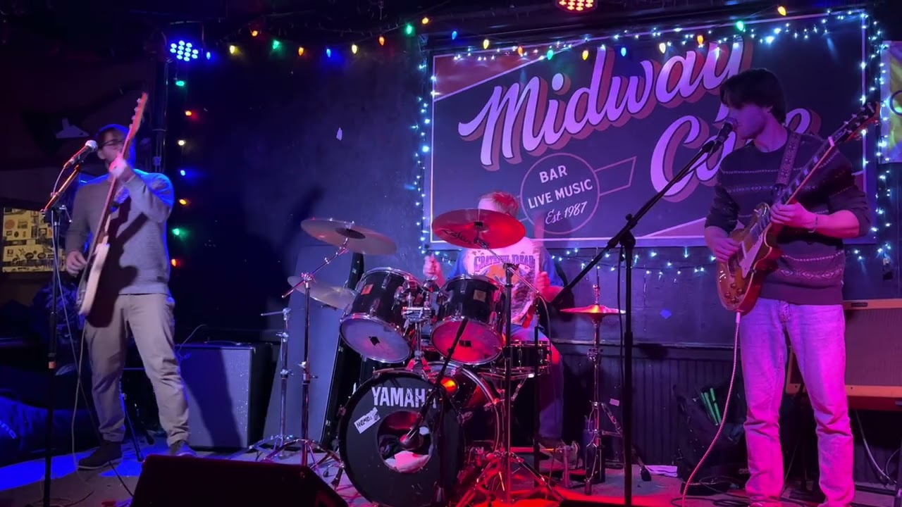 Moonlight Saints - Bottom Again {Live from The Midway - 1/30/26}