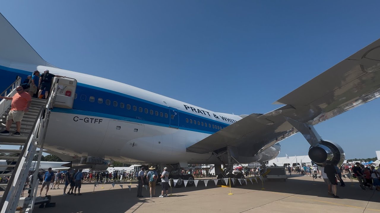 Oshkosh Tour of Pratt & Whitney 747SP