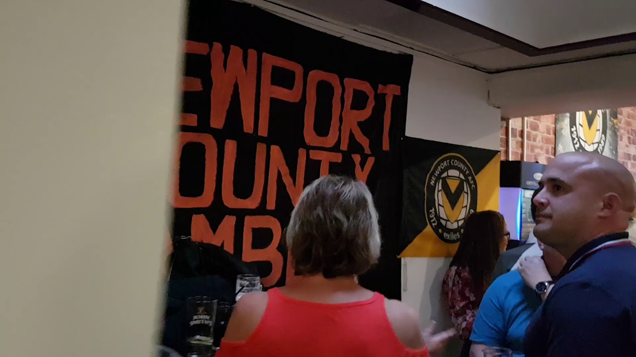 Newport fans singing Caravan of Love @ Bar Amber