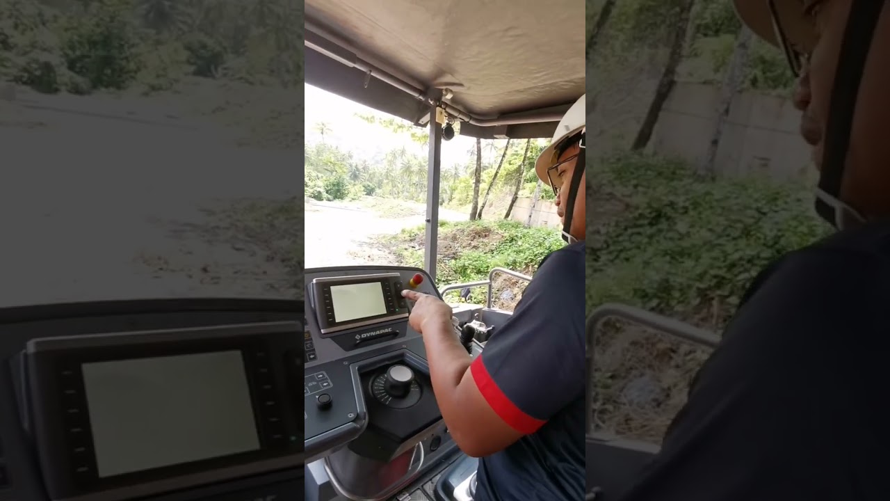 Training operator PT. Intimkara Asphalt Finisher Dynapac SD2500CS 800ton/jam di Morotai, Part 2
