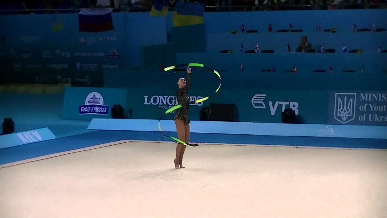 Maksimenko Alina (UKR)  ribbon  World Championships RG 2013 Qual