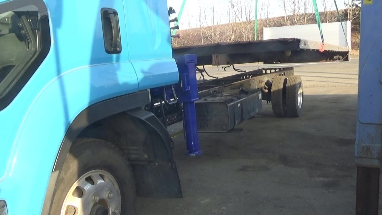 【５回】４トン車にクレーンを取付けます。いすゞフォワード編！