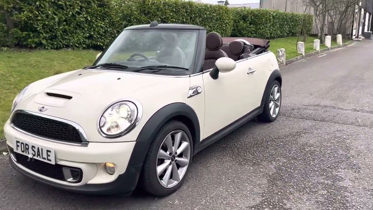 2011 MINI Cooper S Convertible Pepper White Chocolate Hood and matching Lounge  Leather 48K Miles