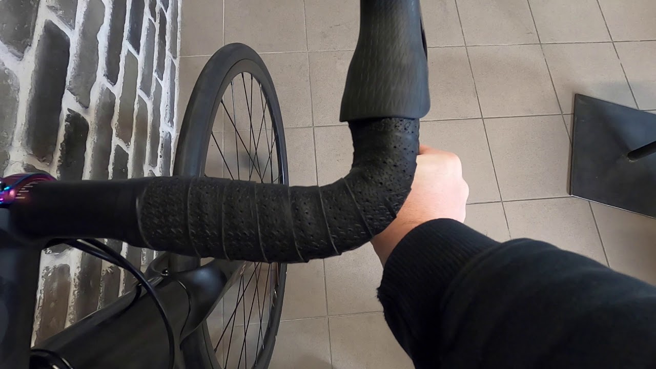 Gravel Rondo HVRT 2020 carbon 105