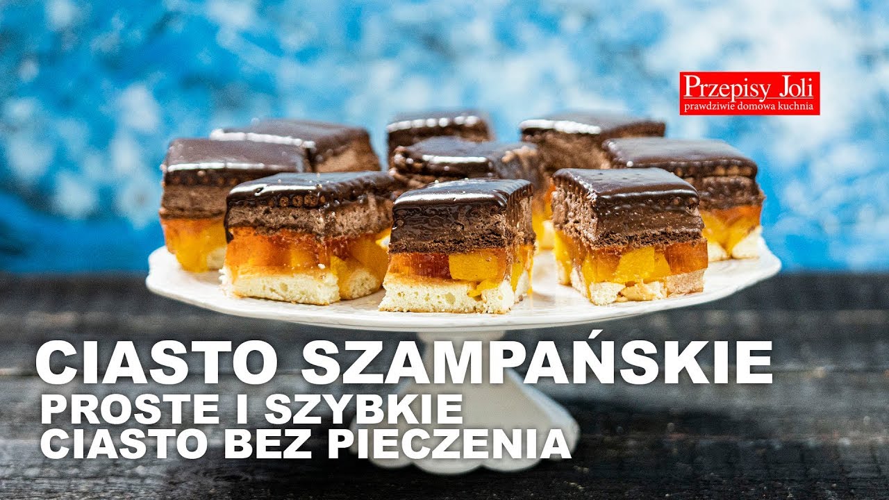CIASTO SZAMPAŃSKIE – PROSTE I SZYBKIE CIASTO BEZ PIECZENIA