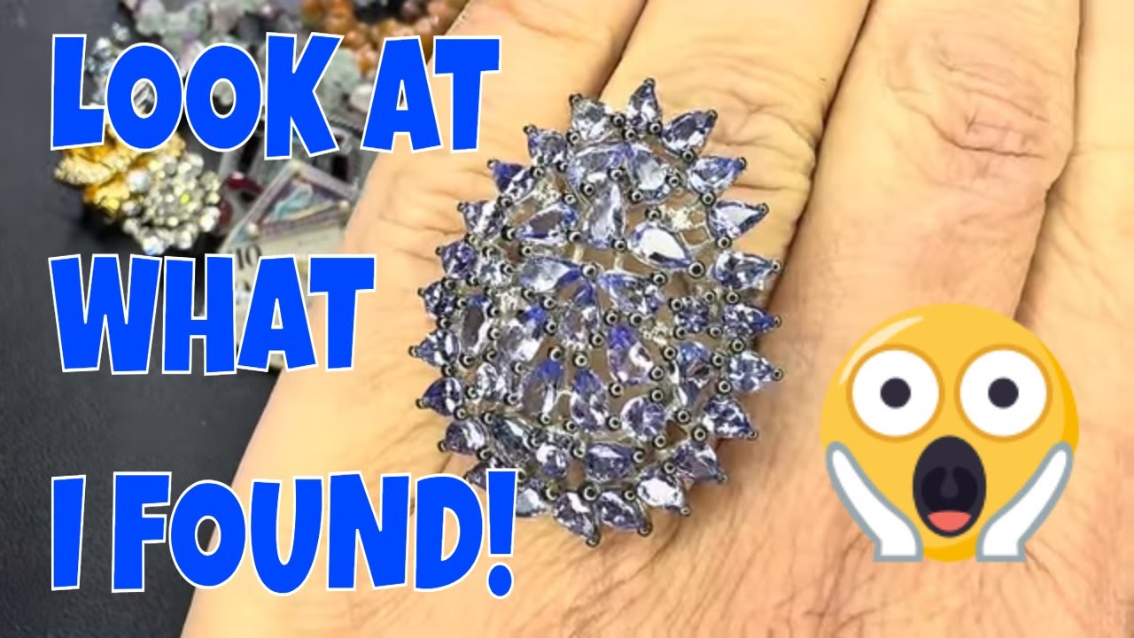 Back To The Flea Market!  What Vintage Jewelry Did I Find Today?