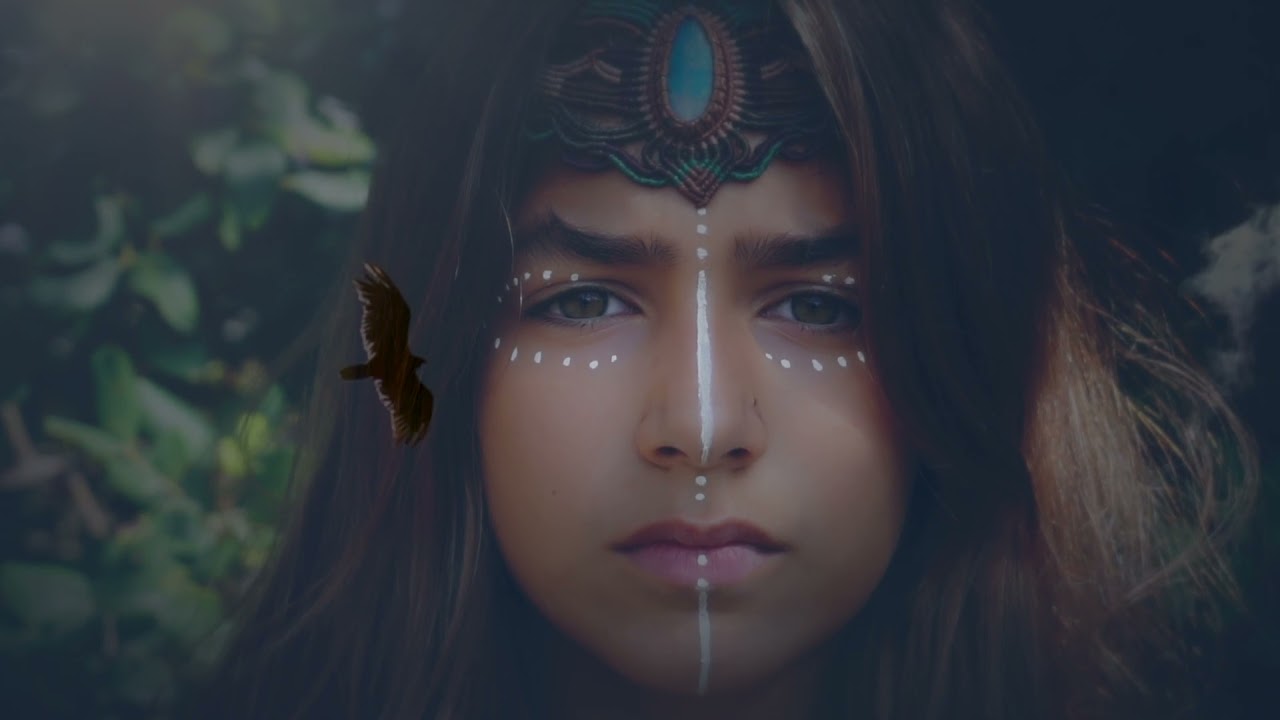 La Chamana / The Shamana
