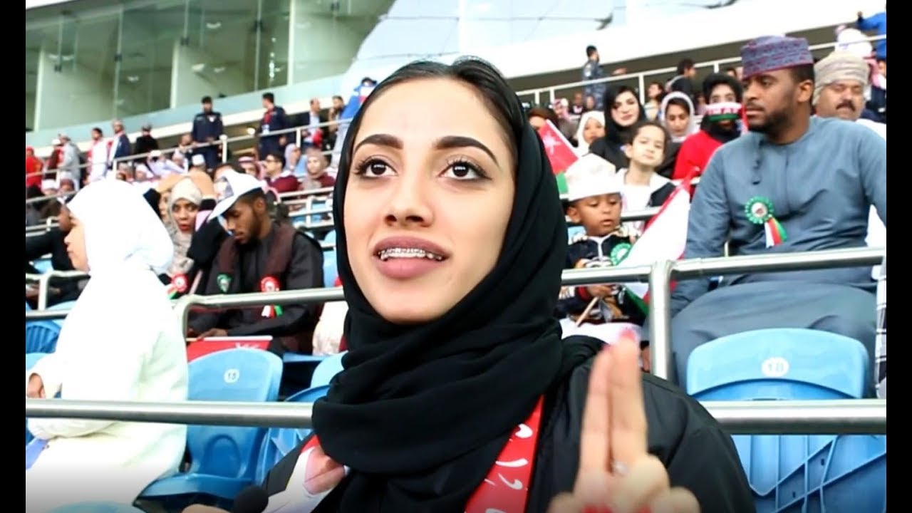 فرحة وطن / شاهد جماهير و لاعبين ماذا فعلو بعد هدف التاهل عمان و البحرين