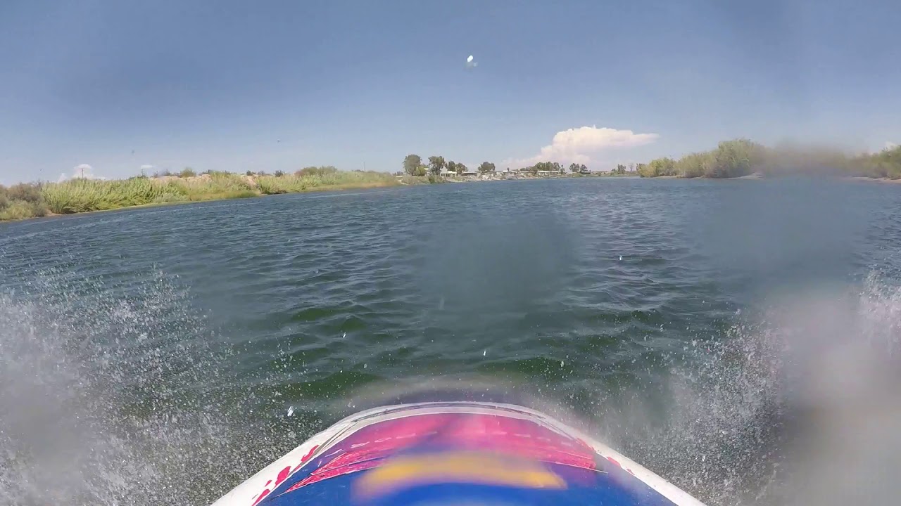 KAWASAKI JET SKI 750 SS 4
